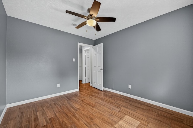 2719 Flintrock Cir, Houston, TX 77067 - photo 17