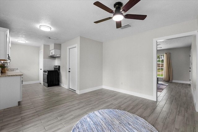 16902 Tibet Rd, Friendswood, TX 77546 - photo 8