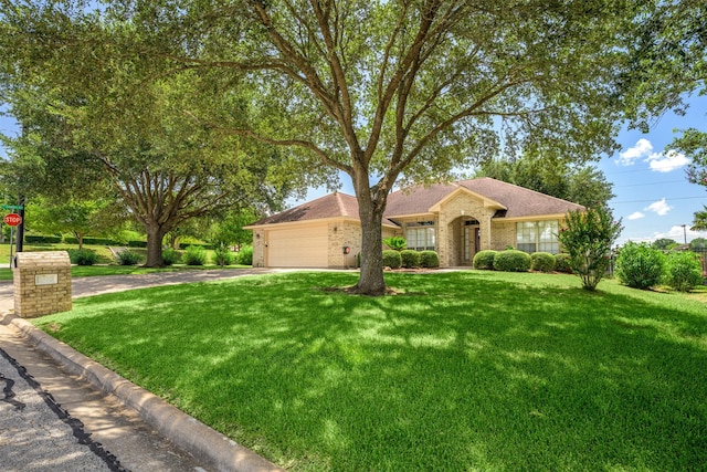 1610 Allison St, Brenham, TX 77833 - photo 2