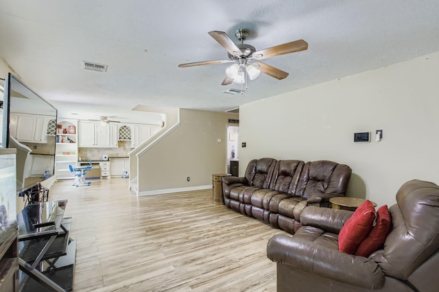 30418 Glenboro Dr, Spring, TX 77386 - photo 10