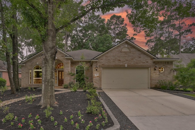 39 E Hobbit Glen Dr, The Woodlands, TX 77384 - photo 1