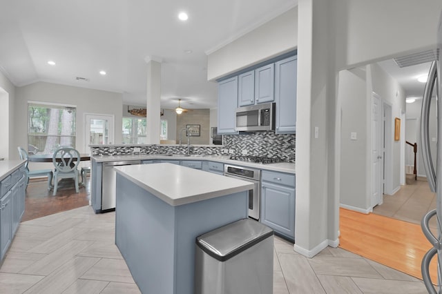 39 E Hobbit Glen Dr, The Woodlands, TX 77384 - photo 16