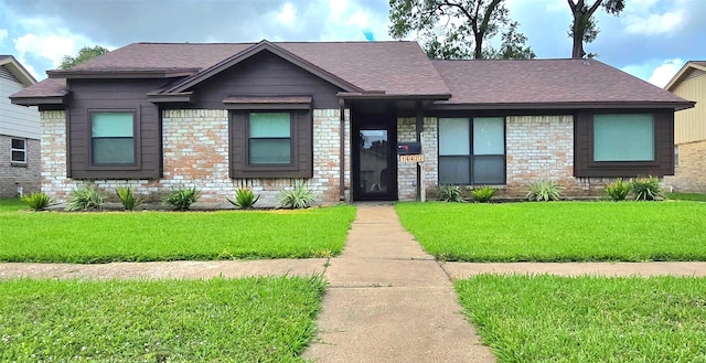 14422 Roundstone Ln, Houston, TX 77015 - photo 2