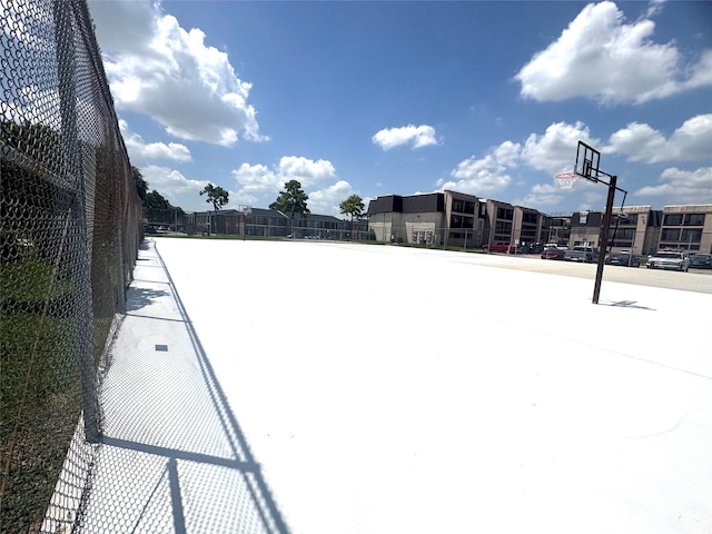 212 Plaza Verde Dr Unit F26, Houston, TX 77038 - photo 13