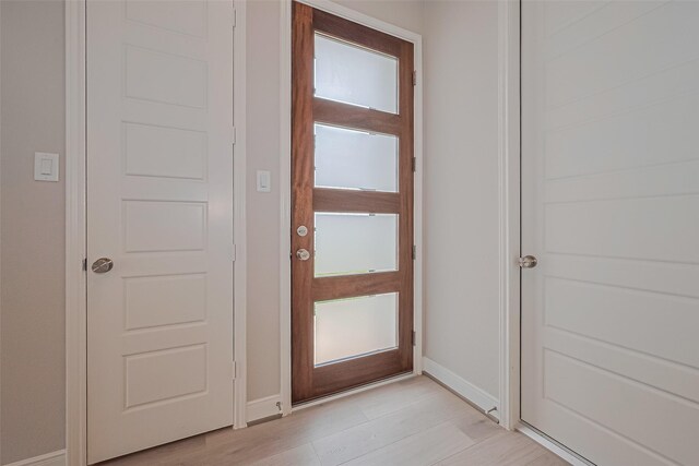 8929 Grovner Pl, Houston, TX 77055 - photo 7