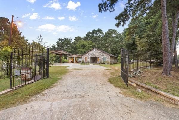 14648 Forest Cir, Montgomery, TX 77356 - photo 1
