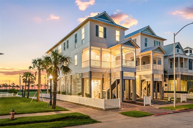 2602 E Seaside Dr, Galveston, TX 77550 - photo 1