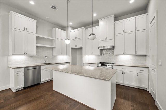 1705 Bologna Ln, Houston, TX 77055 - photo 10