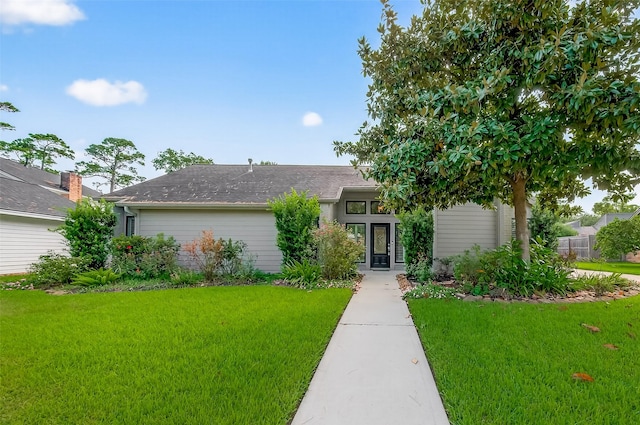 4702 Spring Ln, Baytown, TX 77521 - photo 2