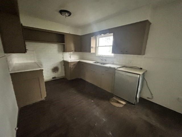 702 E Mesquite Ln, Victoria, TX 77901 - photo 10
