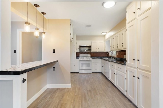 4701 W 43rd St, Houston, TX 77092 - photo 5