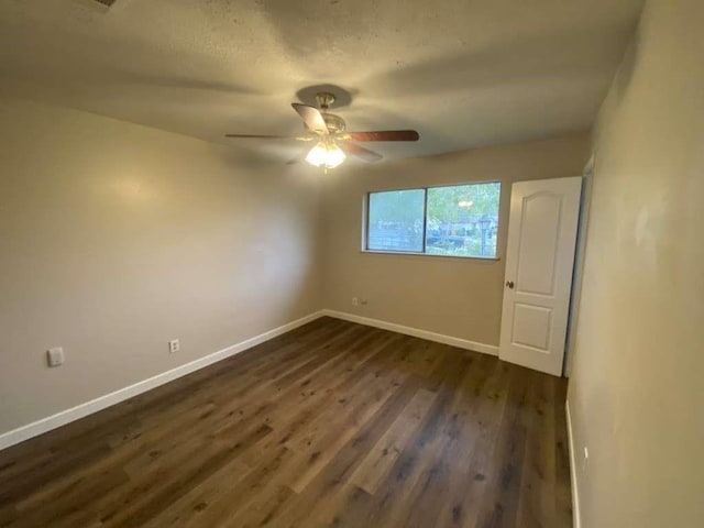 11503 Bay Cedar Dr, Houston, TX 77048 - photo 4