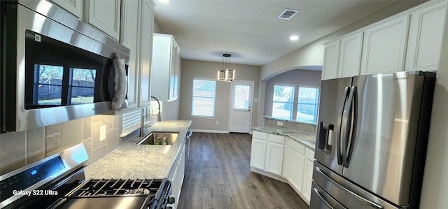 8530 E Highlands Xing, Highlands, TX 77562 - photo 5