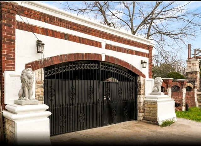 1207 Firnat St, Houston, TX 77022 - photo 1