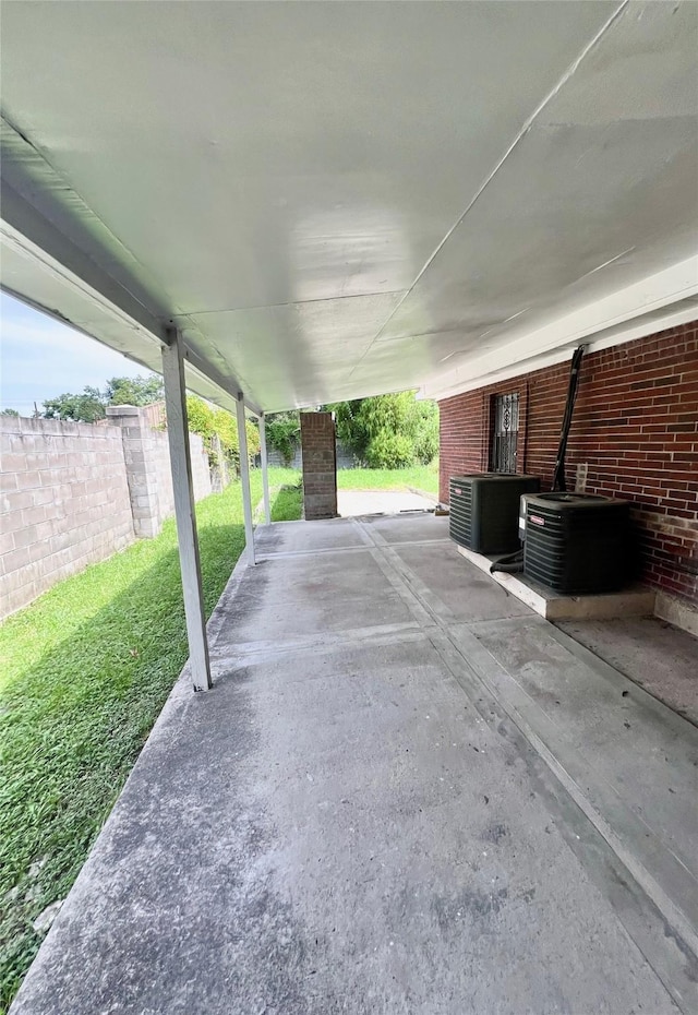 1207 Firnat St, Houston, TX 77022 - photo 6