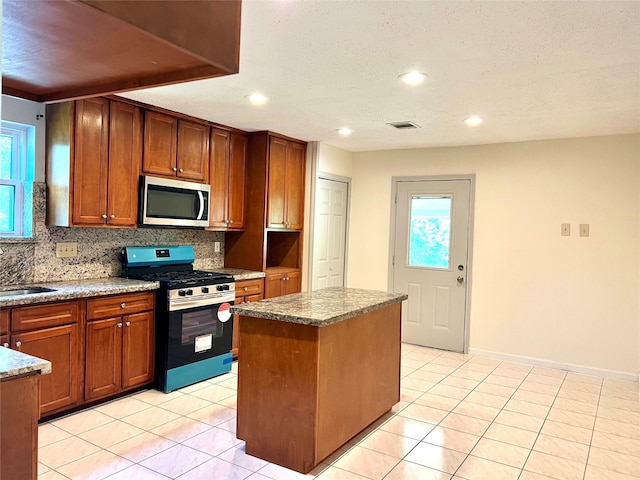 11703 Seawood Dr, Houston, TX 77089 - photo 15