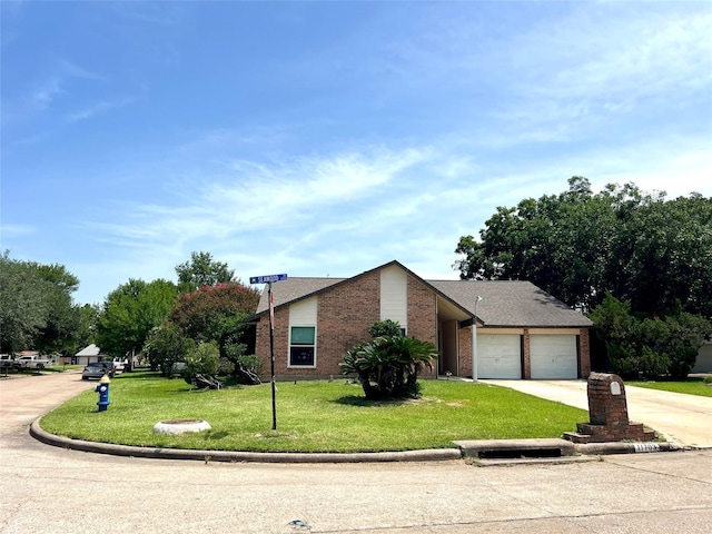 11703 Seawood Dr, Houston, TX 77089 - photo 2