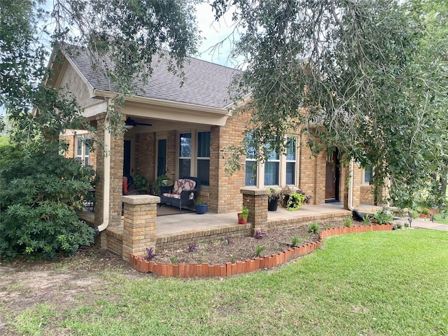 592 E Hempstead St, Giddings, TX 78942 - photo 28