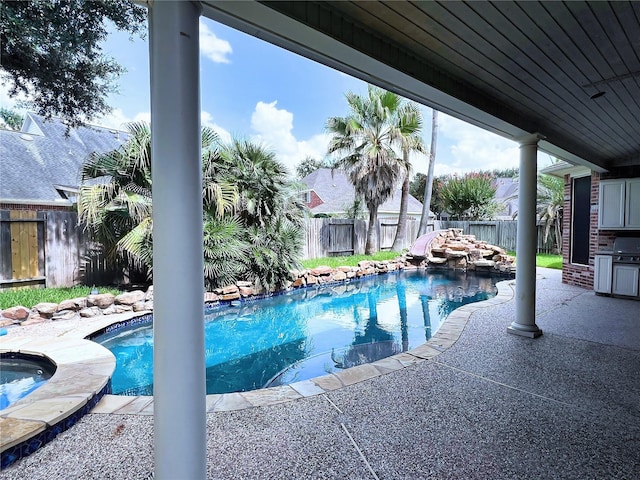 8322 Castle Pond Ct, Houston, TX 77095 - photo 30