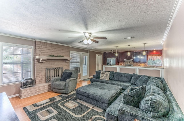 410 Shadywood Cir, Conroe, TX 77304 - photo 9