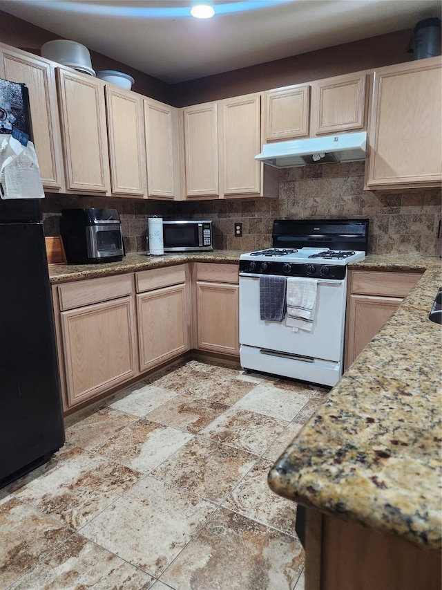 7226 Fox Hall Ln, Humble, TX 77338 - photo 5
