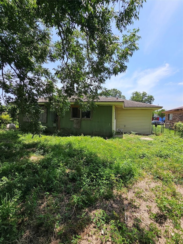 2190 Bourbon St, Beaumont, TX 77705 - photo 4