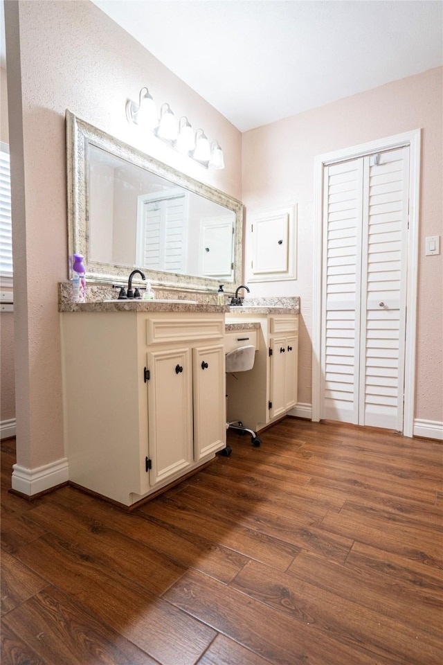 8522 Richcroft St, Houston, TX 77029 - photo 10