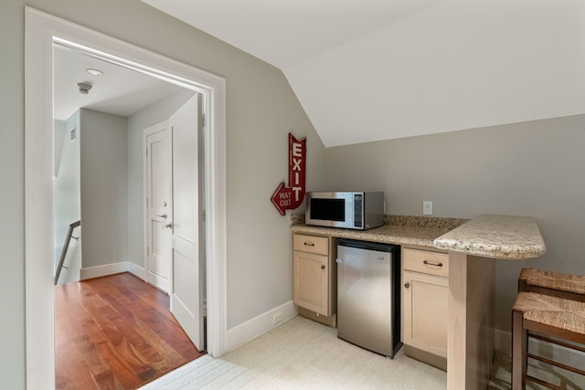 12023 Surrey Ln, Houston, TX 77024 - photo 32