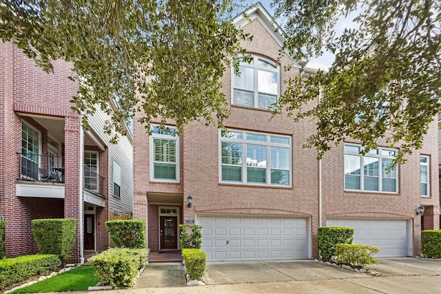 708 Hartman St, Houston, TX 77007 - photo 1