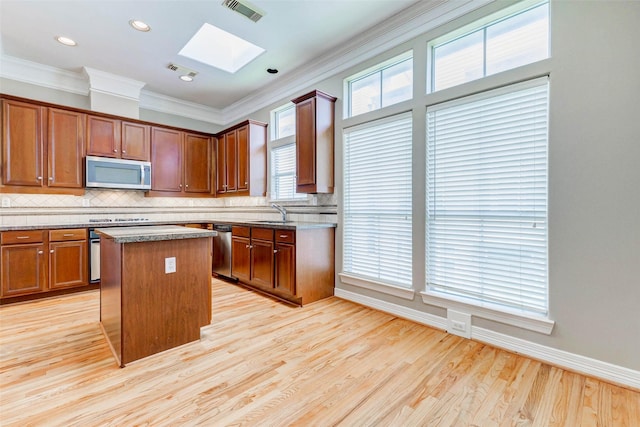 661 Hartman St, Houston, TX 77007 - photo 14