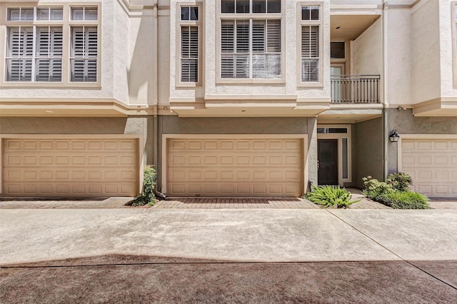 661 Hartman St, Houston, TX 77007 - photo 2