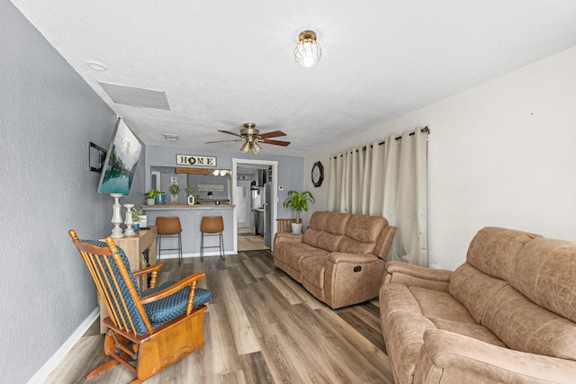 1807 Nashby St, La Marque, TX 77568 - photo 6