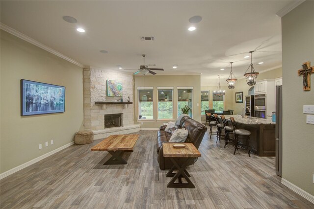 3828 Bayou Cir, Dickinson, TX 77539 - photo 17