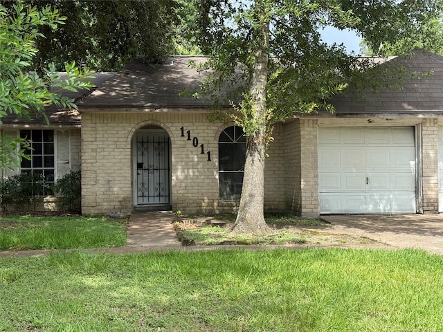 11011 Burningbush Ln, Houston, TX 77016 - photo 2