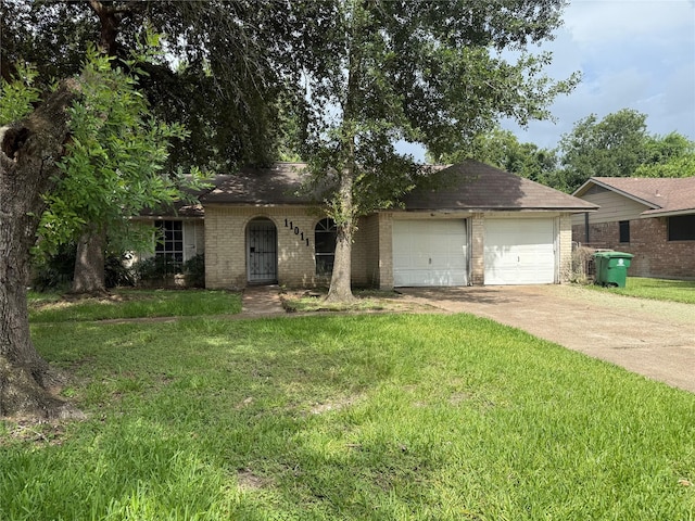 11011 Burningbush Ln, Houston, TX 77016 - photo 1
