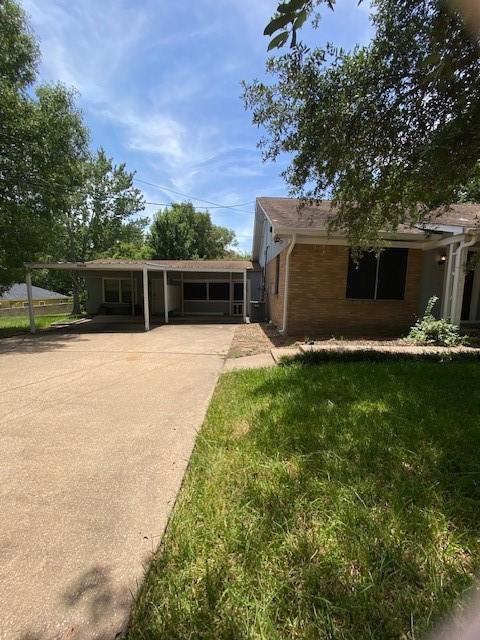 1425 15th St, Huntsville, TX 77340 - photo 2