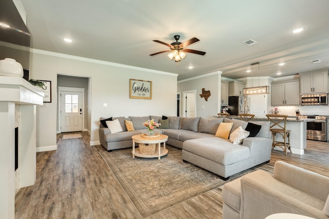 105 Sundrop Ln, Lake Jackson, TX 77566 - photo 5