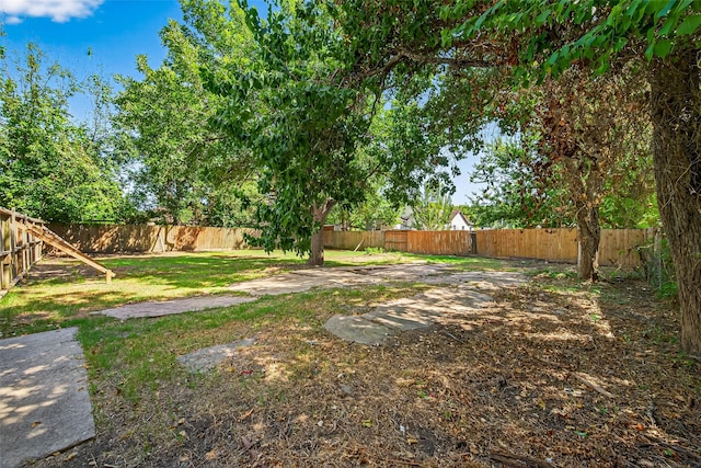 1607 W Gulf St, Baytown, TX 77520 - photo 4