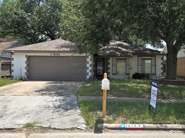 12122 E Marsham Cir, Houston, TX 77066 - photo 1