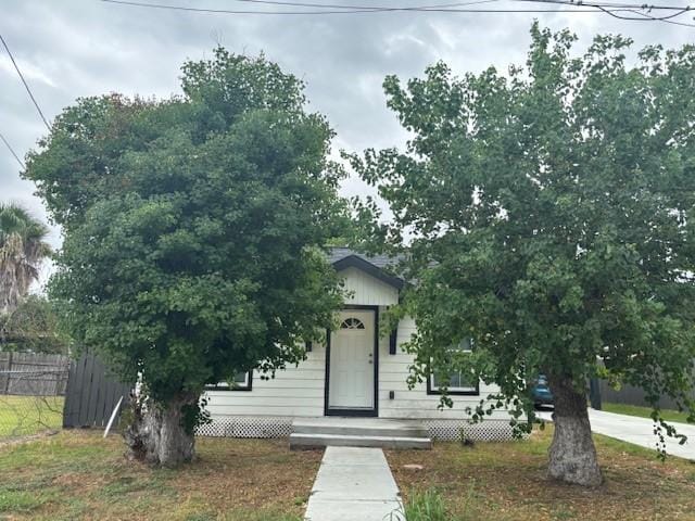 311 N Ann, Port Lavaca, TX 77979 - photo 3