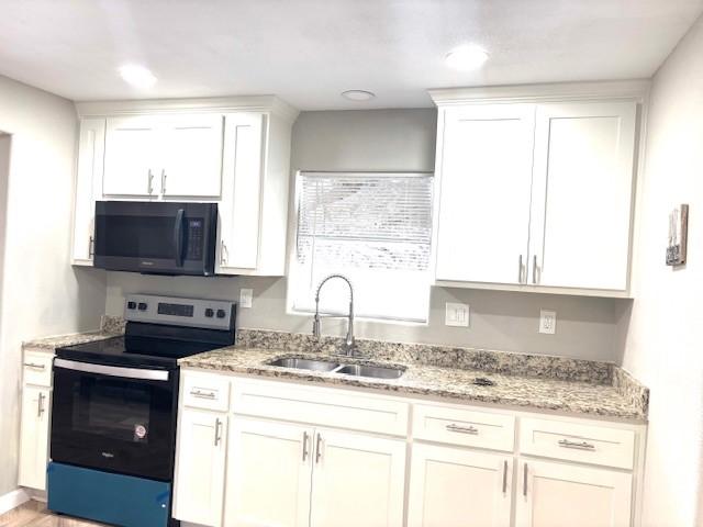 311 N Ann, Port Lavaca, TX 77979 - photo 13