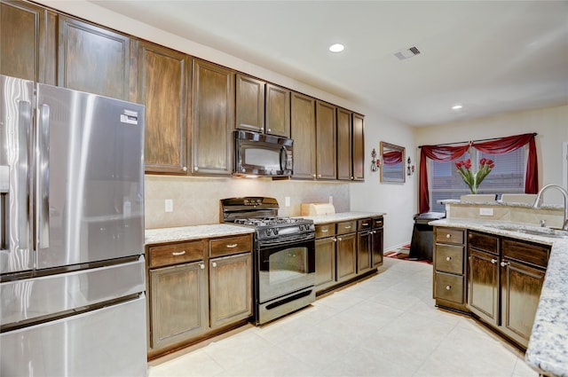 18506 Cypress Lake Village Dr, Cypress, TX 77429 - photo 17