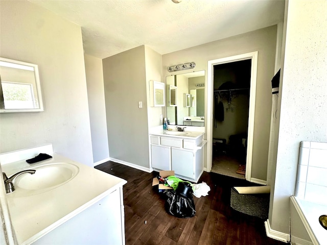 1410 Hunter Green Ln, Fresno, TX 77545 - photo 14