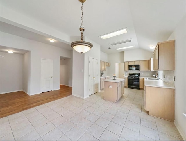 16810 Village View Trl, Sugar Land, TX 77498 - photo 9
