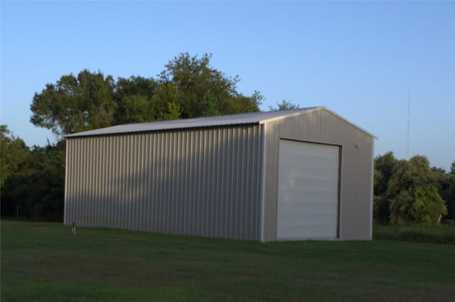93 Swallow St, Palacios, TX 77465 - photo 13