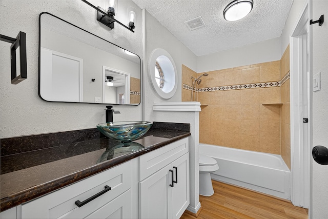 1515 Sandy Springs Rd Unit 1703, Houston, TX 77042 - photo 32