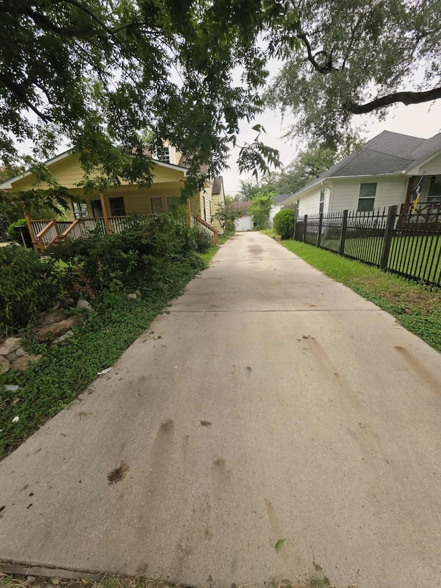 214 Center St, Pasadena, TX 77506 - photo 3