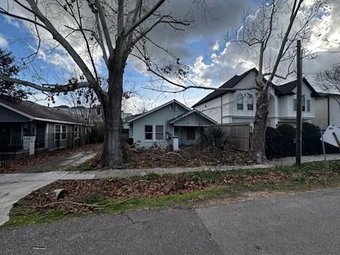 6007 Clyde St, Houston, TX 77007 - photo 1