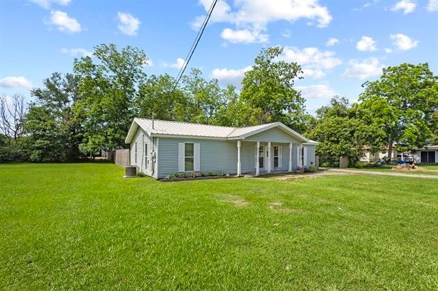 150 Crepe Mrytle, Bridge City, TX 77611 - photo 4