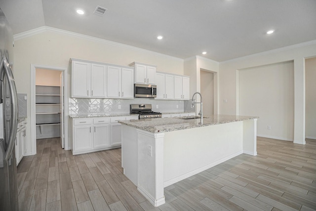 6616 Quiet Bay Ct, Dickinson, TX 77539 - photo 11